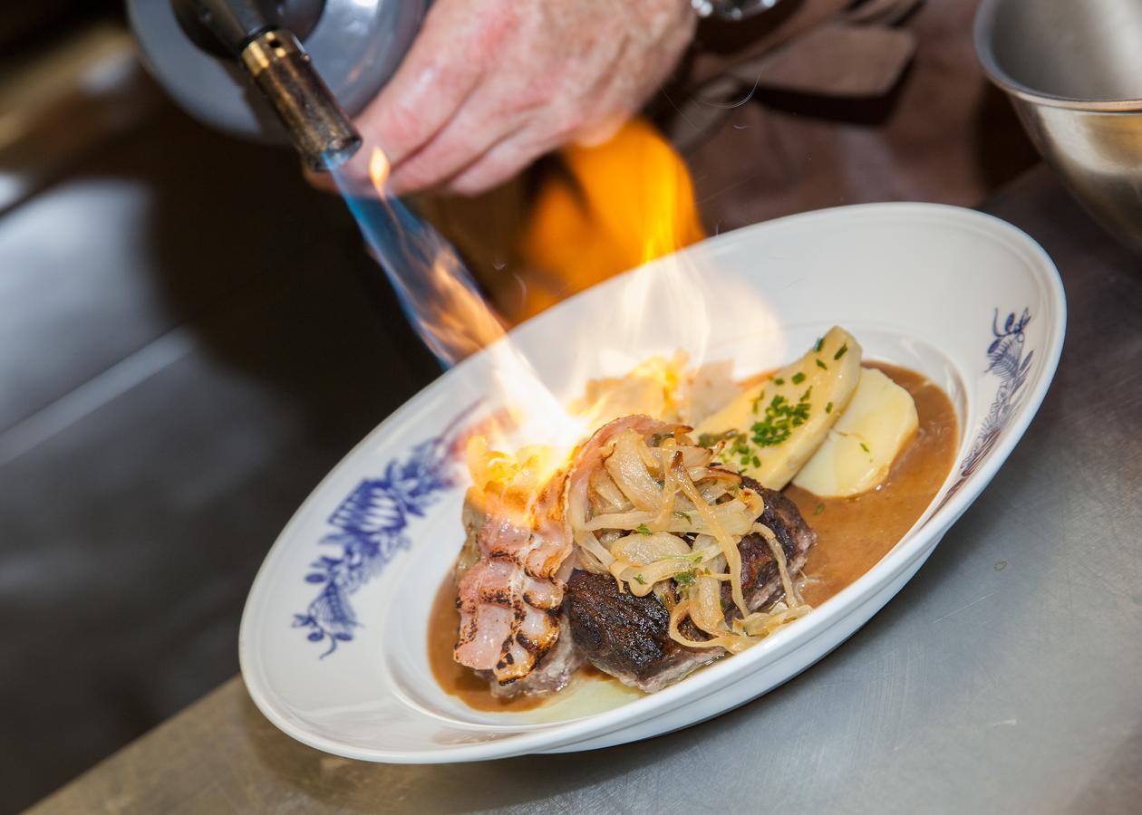 莱斯酒店 布里隆 外观 照片